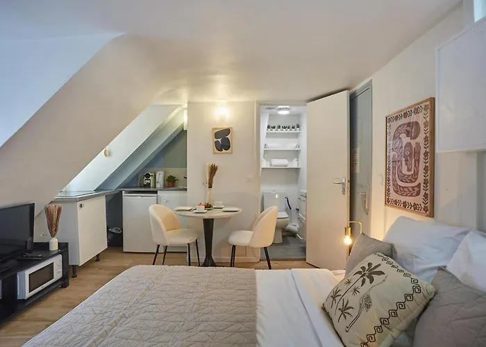 Studio Place Vendome By Studio Prestige