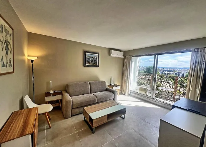 Terrace One Bedroom Lacoste