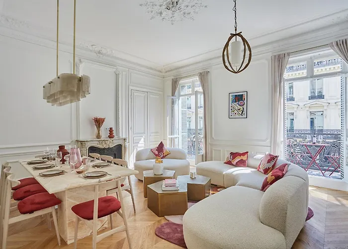 Apartment Opera Vendome By Studio Prestige