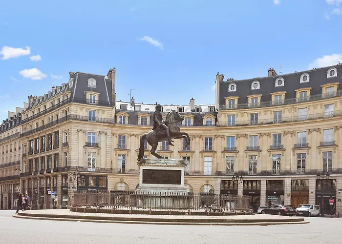 Palais Royal - Victoires 1Bdr By B\'Your Home
