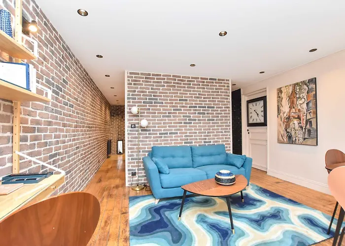 Magnificent Apartment- 2Br-6P - Republique
