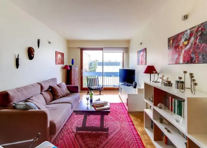 Guestready-Spacious Apartment Near Exhibition Park