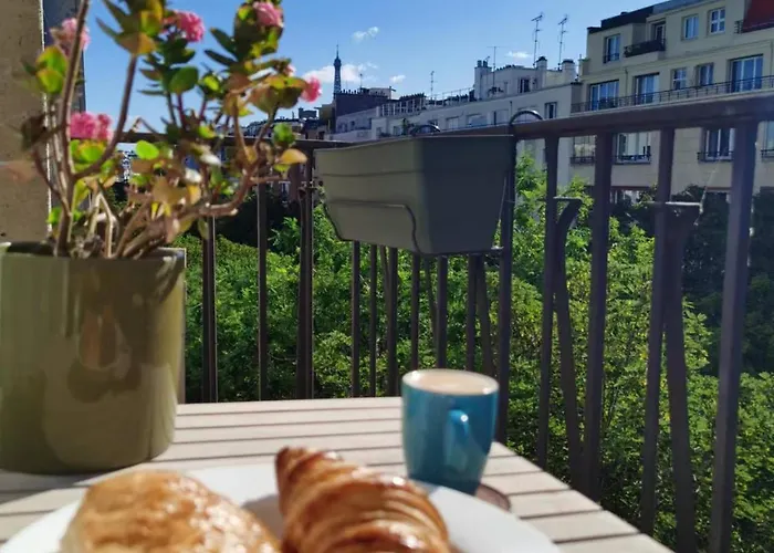 Paris 16Th 2 Bedrooms Near Eiffel Tower Renovated Balcony 2-4 Person