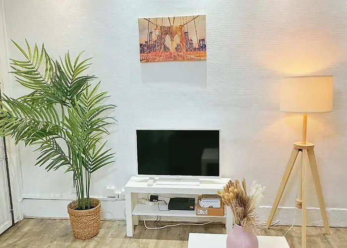 2 Minutes Metro Pasteur Paris 15Th Cosy Apartment Free Parking