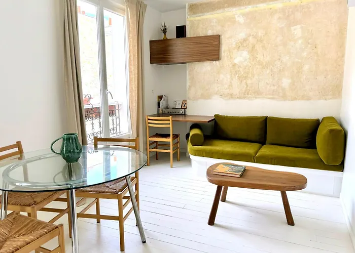 Modern & Charming Design Apartment - Near Pere Lachaise