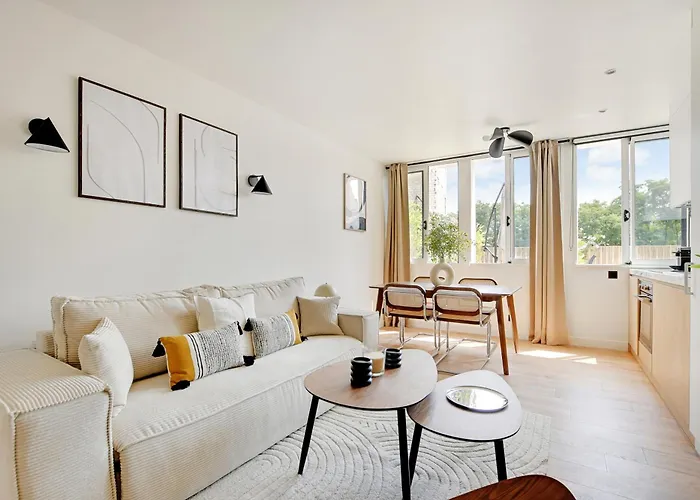 Pick A Flat\'S Apartments In Daumesnil - Avenue Du General Bizot