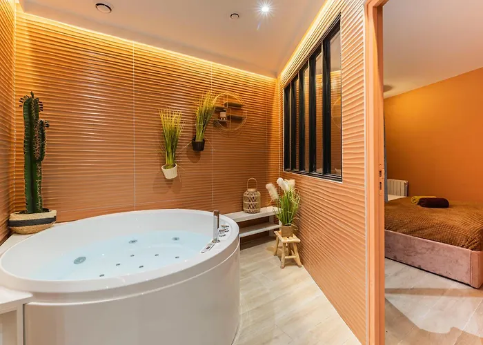 Marais Pompidou 3E, Jacuzzi, 2 Chambres, 4 A 6P