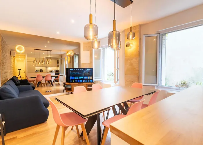 Loft 4 Bedroom Montmartre Pigalle Ac By Lcc Agency