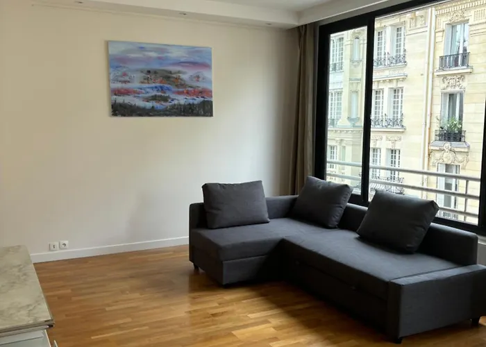 Room Iena Boissiere
