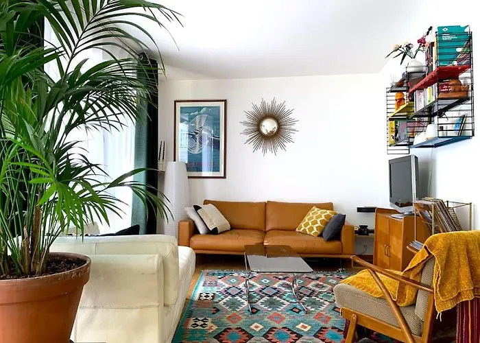 Chic And Peacefull Parisian Flat