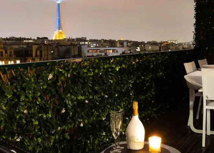 Apartments In Special Location Tower Eiffel