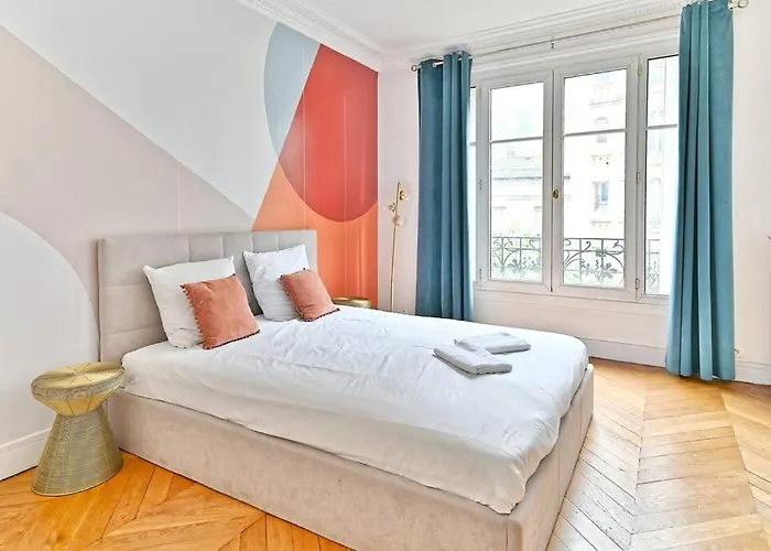 Appartement Haussmannien Lumineux Et Central- II