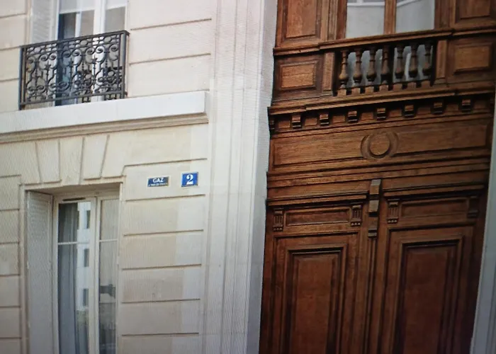 Chic Parisian Apartment