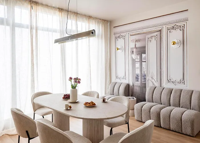 The Olympia Suite - Duke Housing