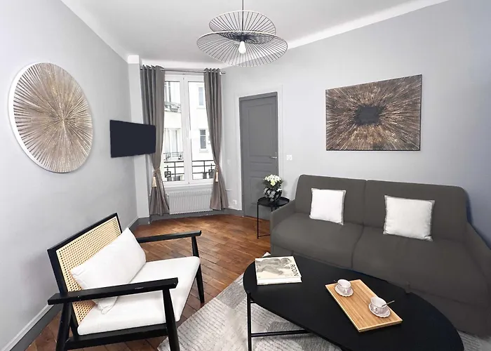 Cosy Hideaway Near Montparnasse