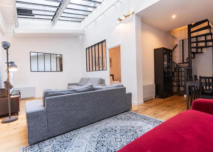Loft House 3 Bedroom Bastille, Marais Ac By Lcc Agency