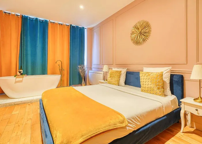 Royal Suite Paris Republique