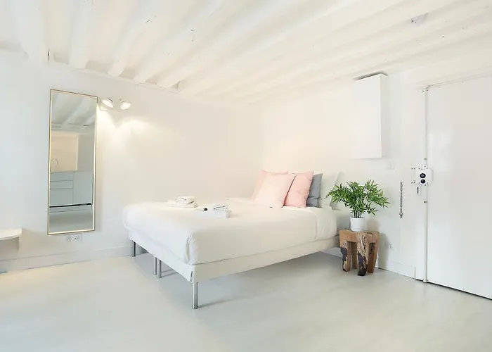 Rent A Room - Studio Bonne Nouvelle