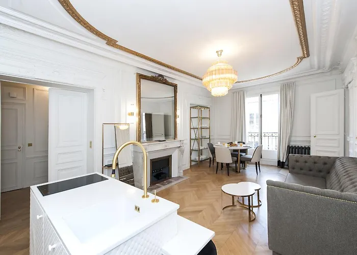 Champs Elysees - Lincoln Appartements