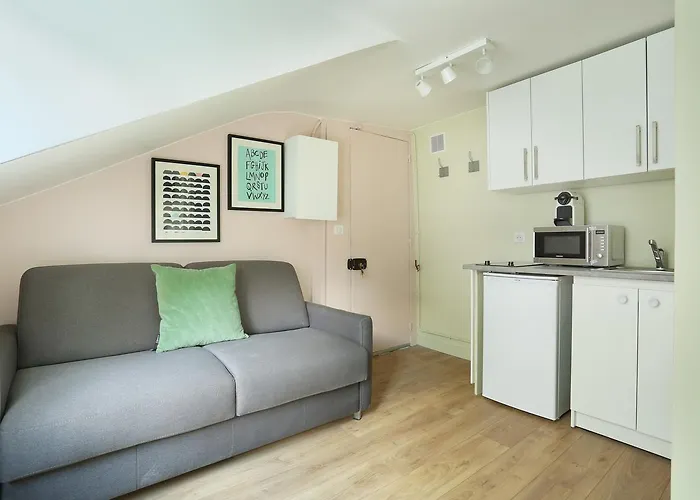 Rent A Room - Cosy Studio