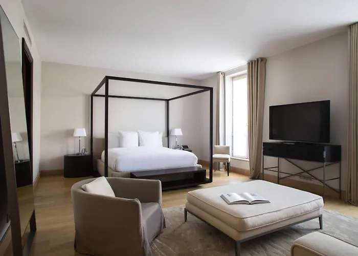 La Reserve Paris Apartments