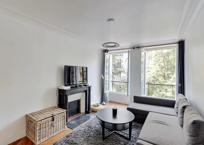 The Best Deal In The Marais - 1Bedroom Apt - 45M2