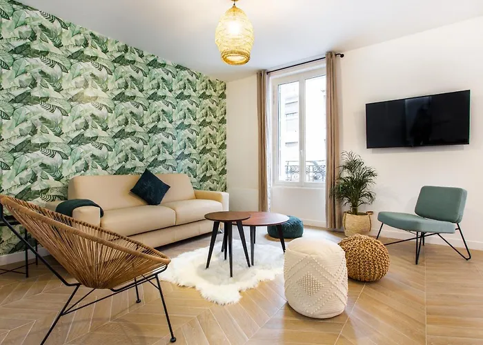 Luxury home in paris