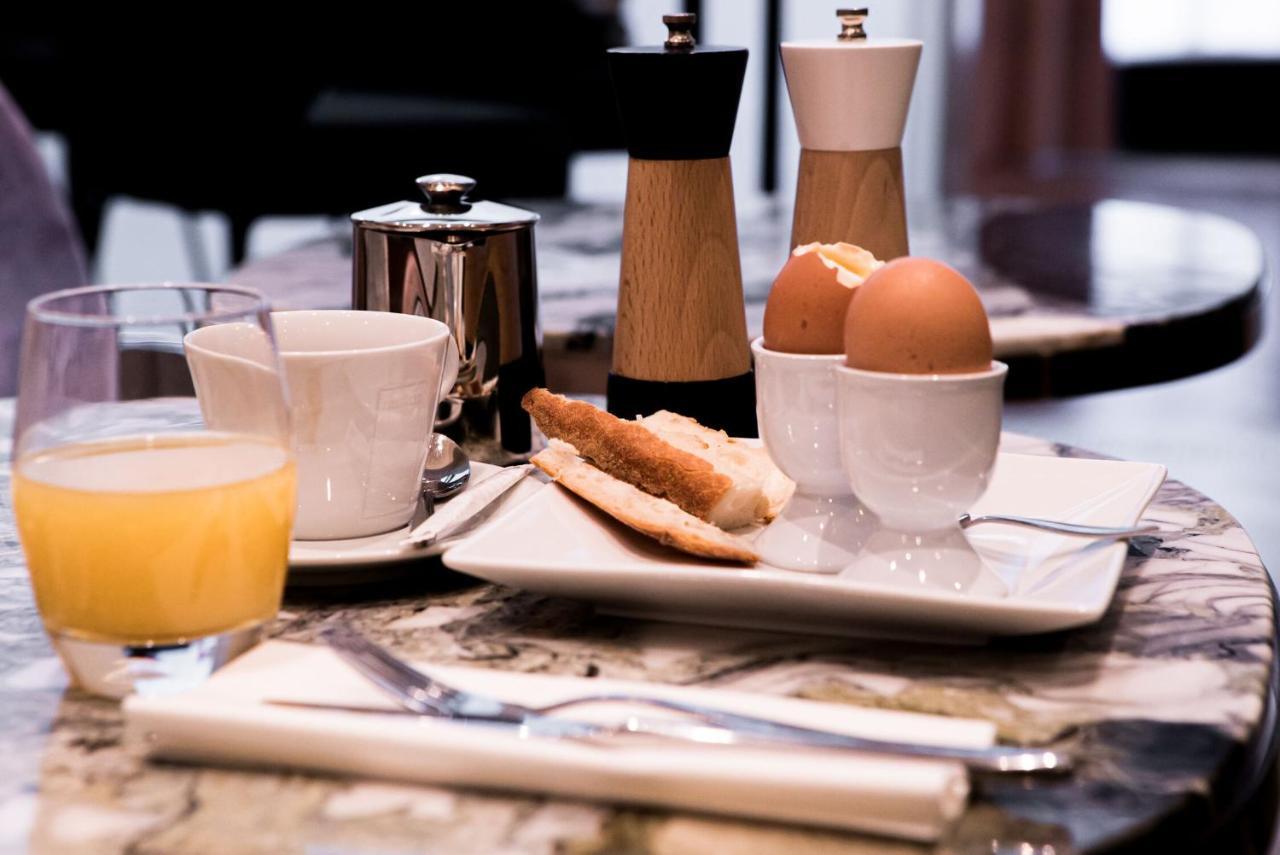 Hotel Léna Paris