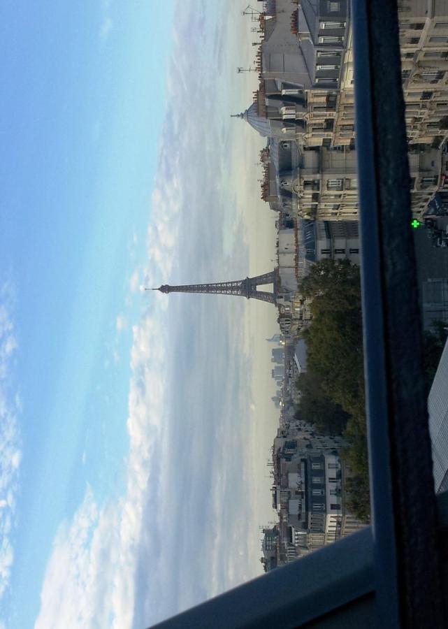 Eiffel Aparthotel 4*