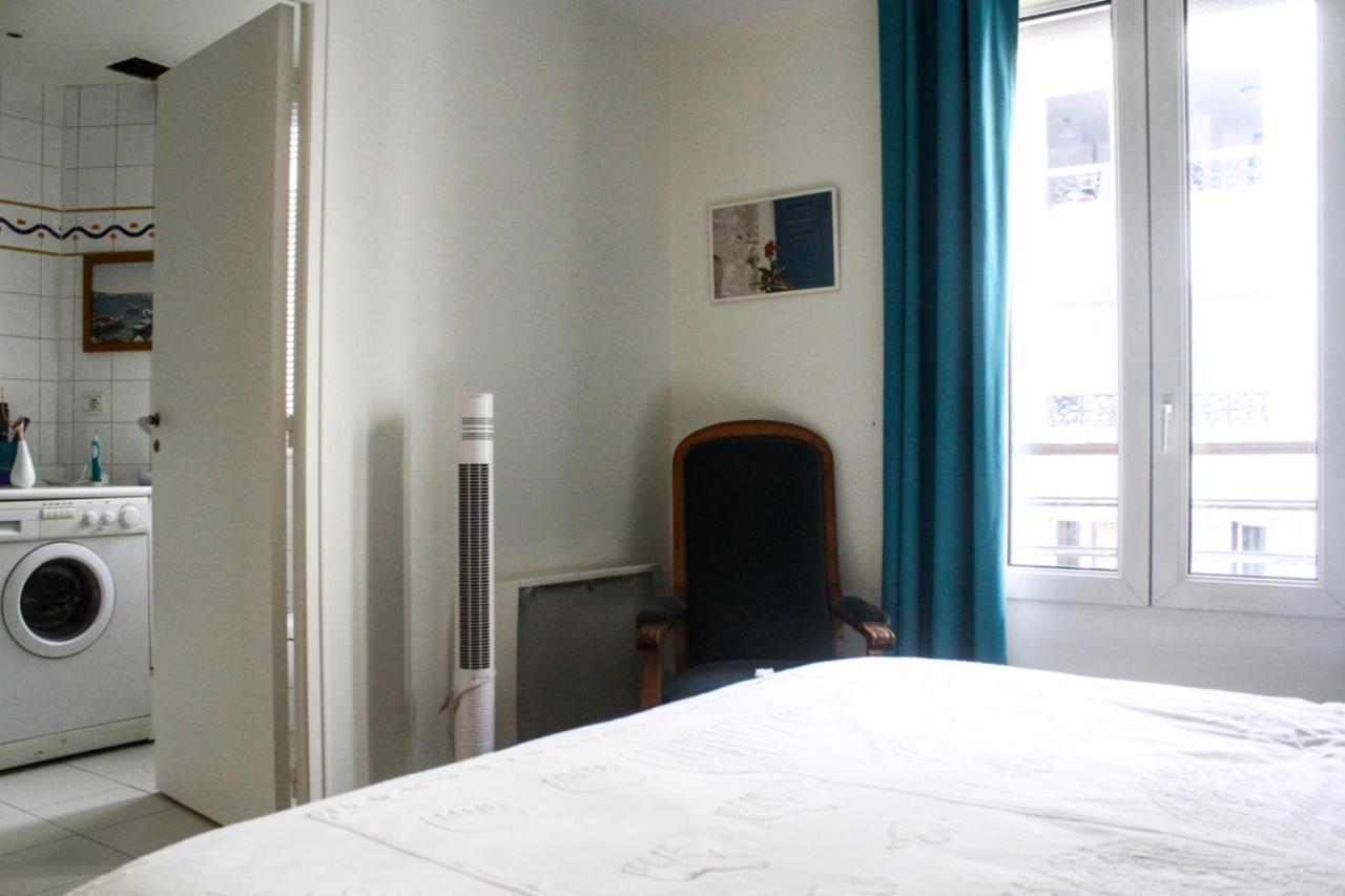 Apartment Close Canal Saint Martin Paris