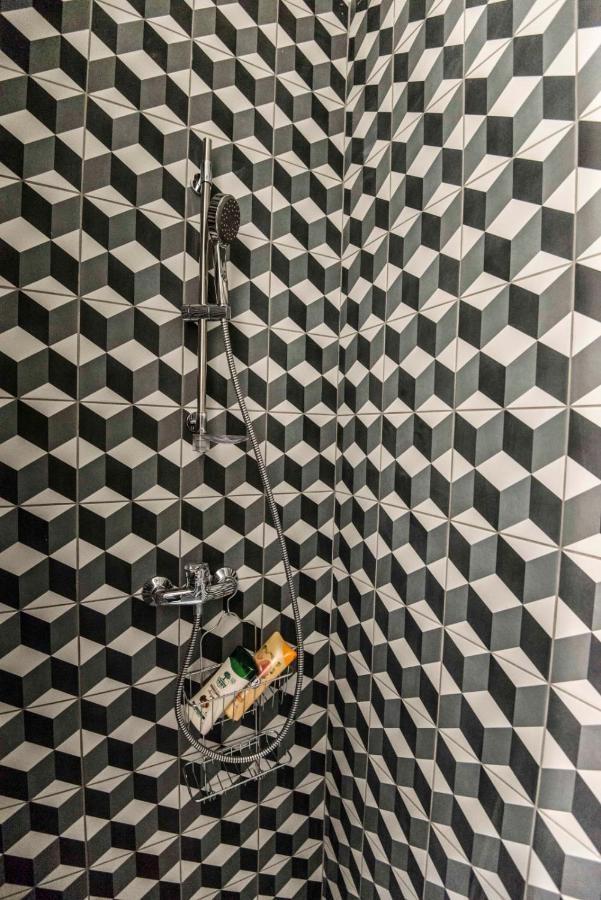 Apartment Functional Near Montmartre Paris