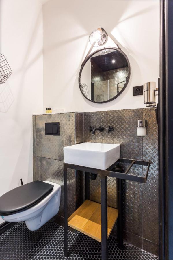 Splendid Appt Near Moulin Rouge Apartment