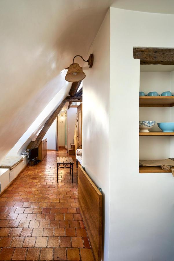 Saint Germain Flat *