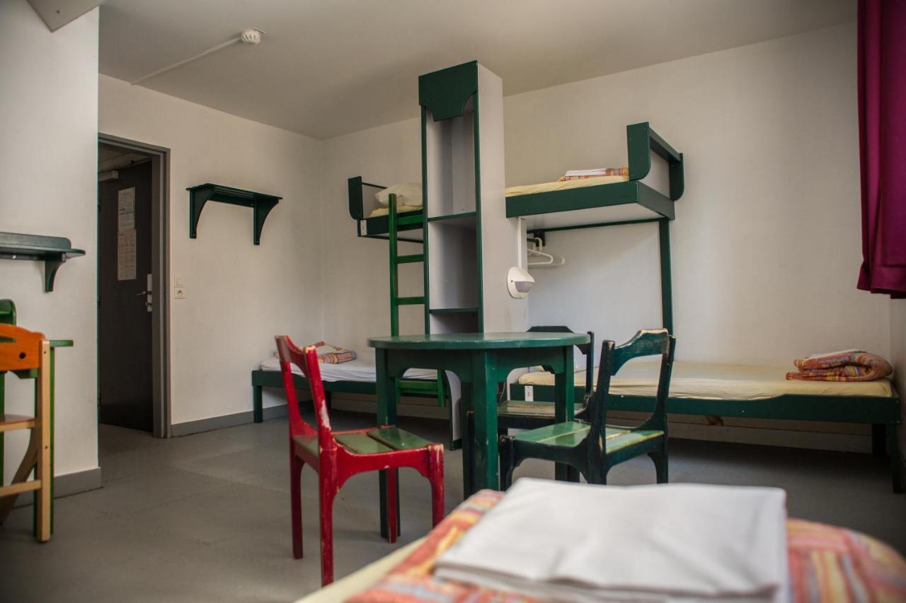 Hi Le D'artagnan Hostel