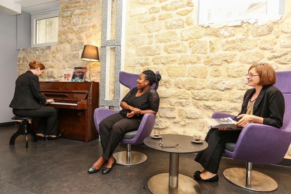 Hotel Le Rocroy Gare Du Nord 4*