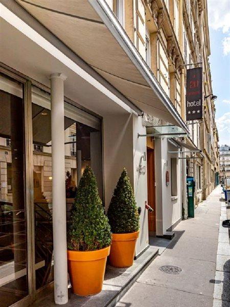 Le 20 Prieure Hotel 3*