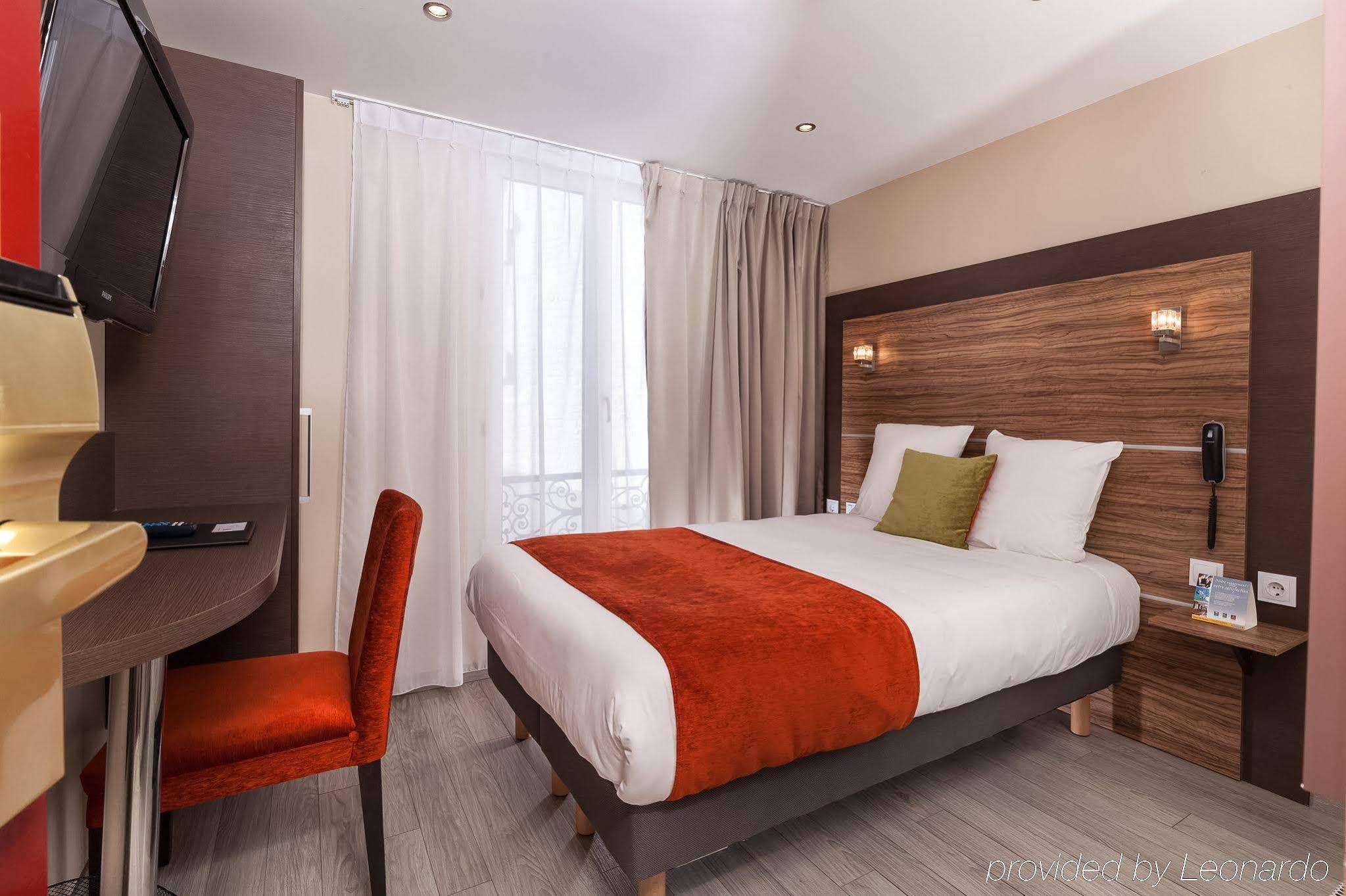 Apolonia Montmartre; Sure Collection By Western Hotel 3*