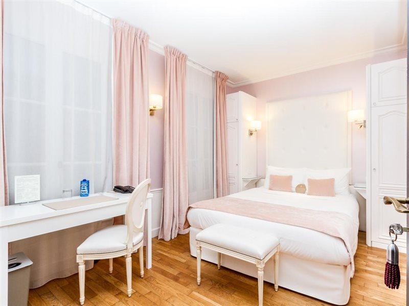 Eiffel Trocadero Hotel 4*