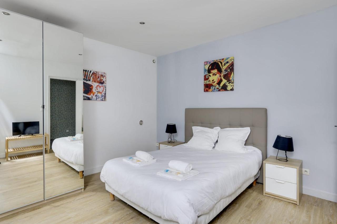Apartment 170 Angouleme Large Duplex Style Apt With1 Bdr Central *