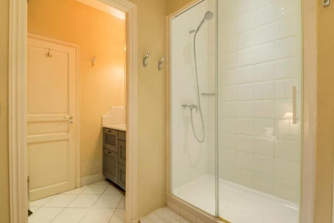 Appartement Guestready - Classic Parisian In Marais