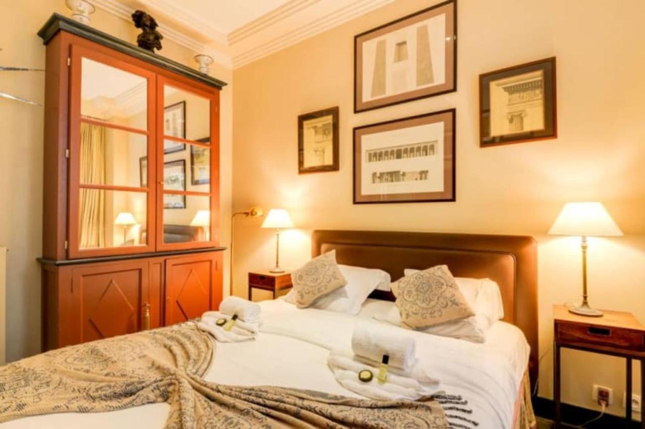 Appartement Guestready - Classic Parisian In Marais *