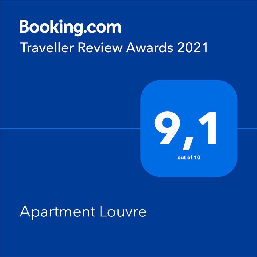 Apartment Louvre Paris