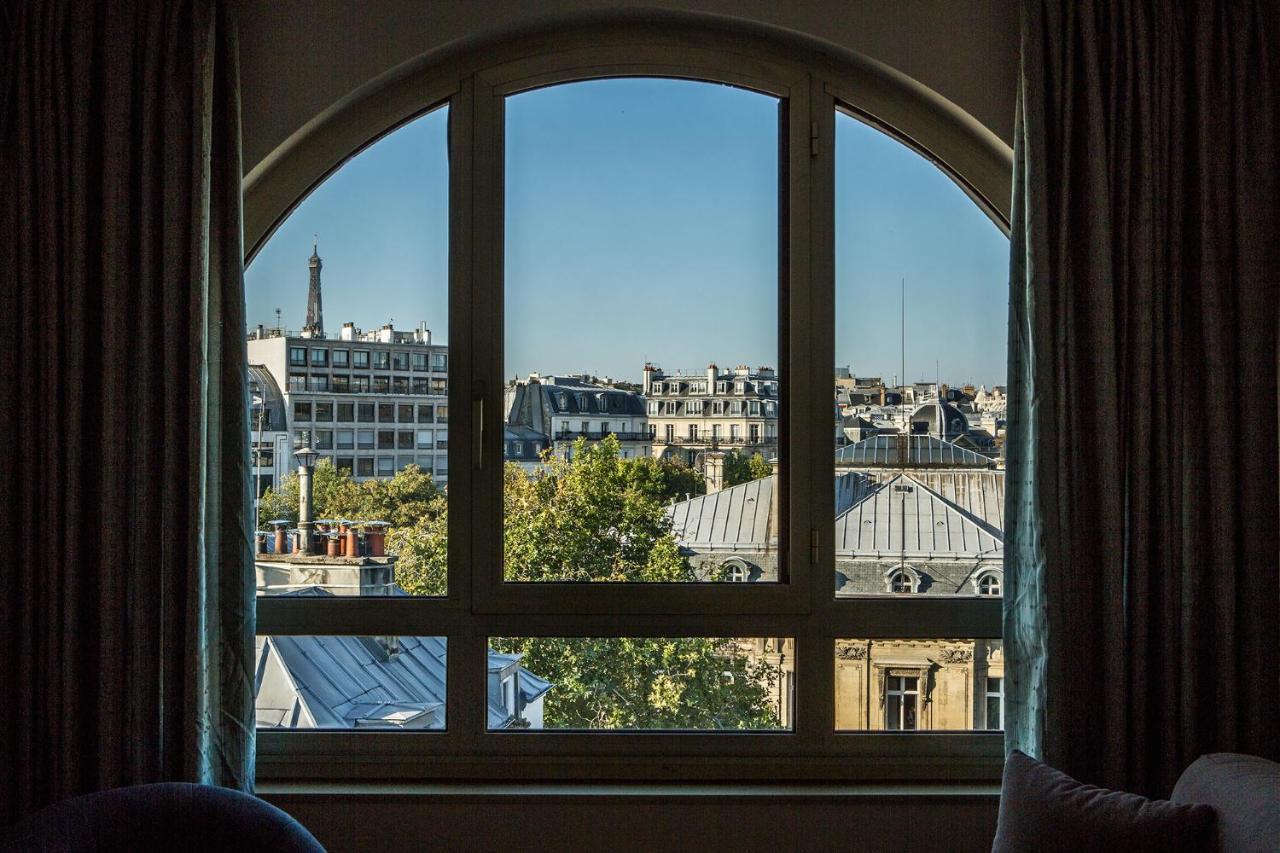 Hotel Royal Garden Champs-élysées 4*