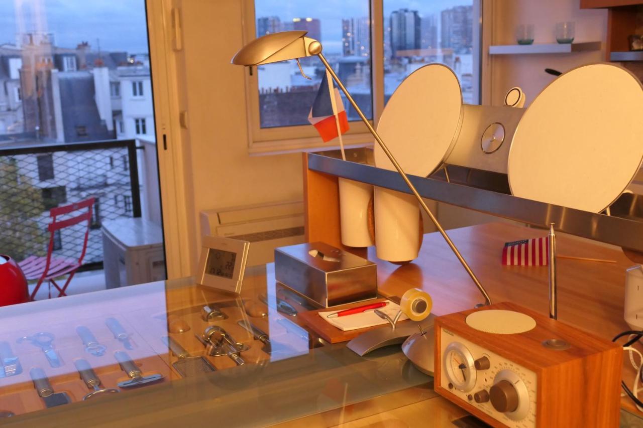 Apartment Large Eiffel Tower Lacoste Paris