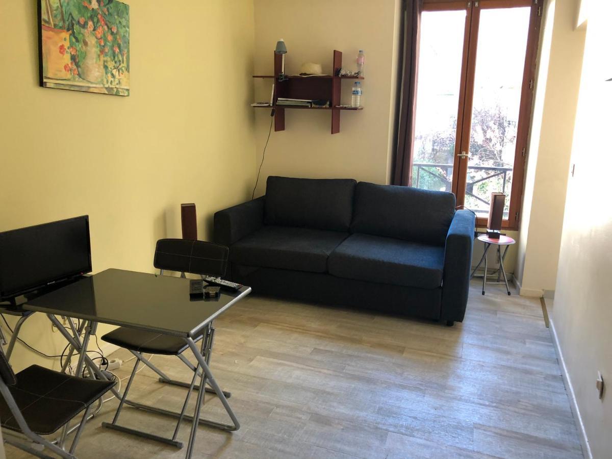Apartment 23 Rue De La Chapelle