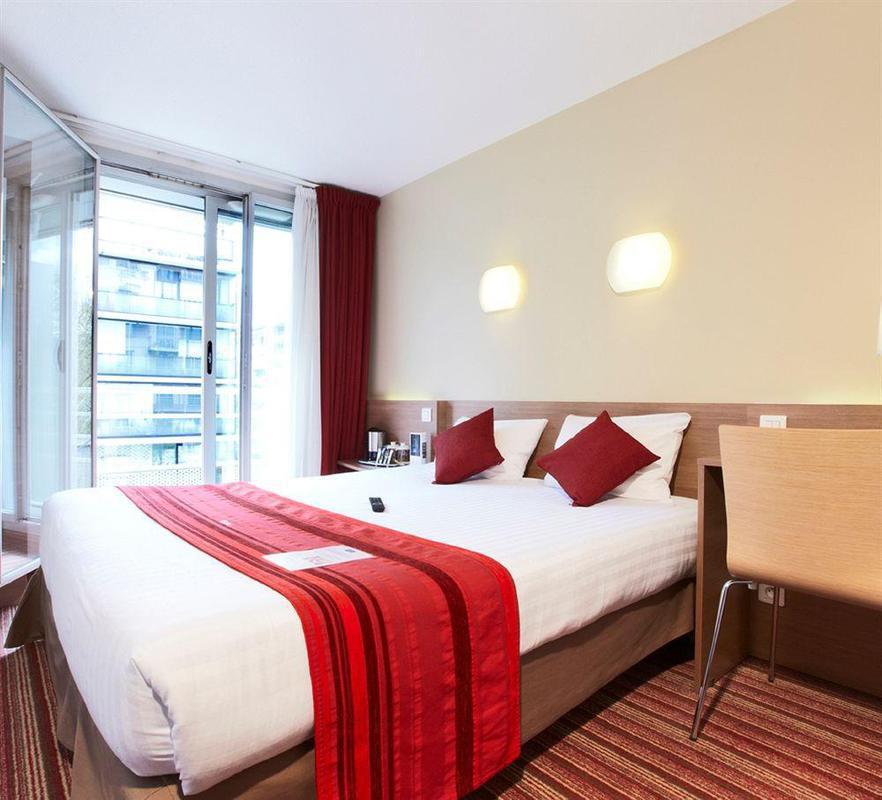 Hotel Kyriad Bercy Village 3*