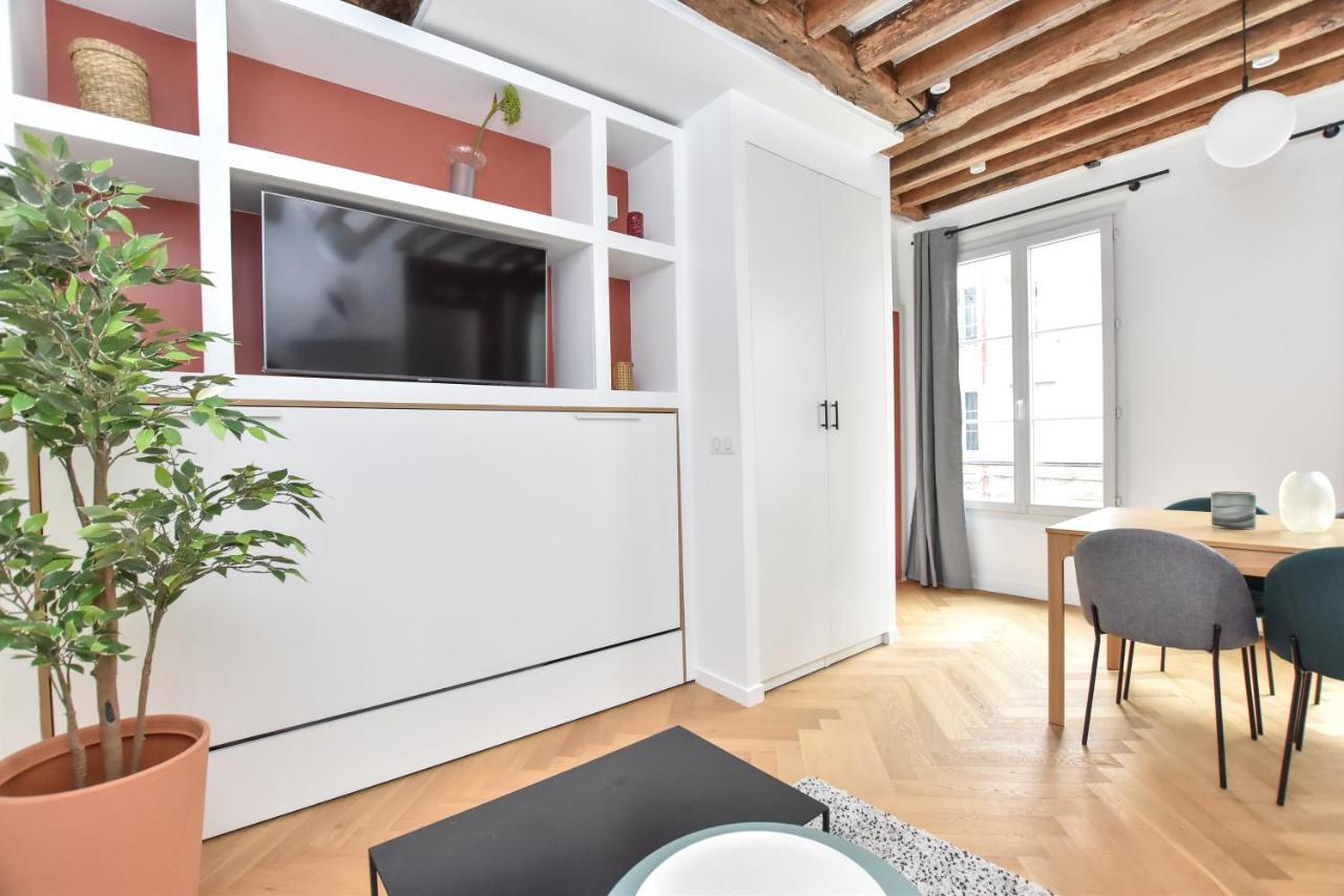 Authentic 1br-4p Republique - Le Marais * Paris