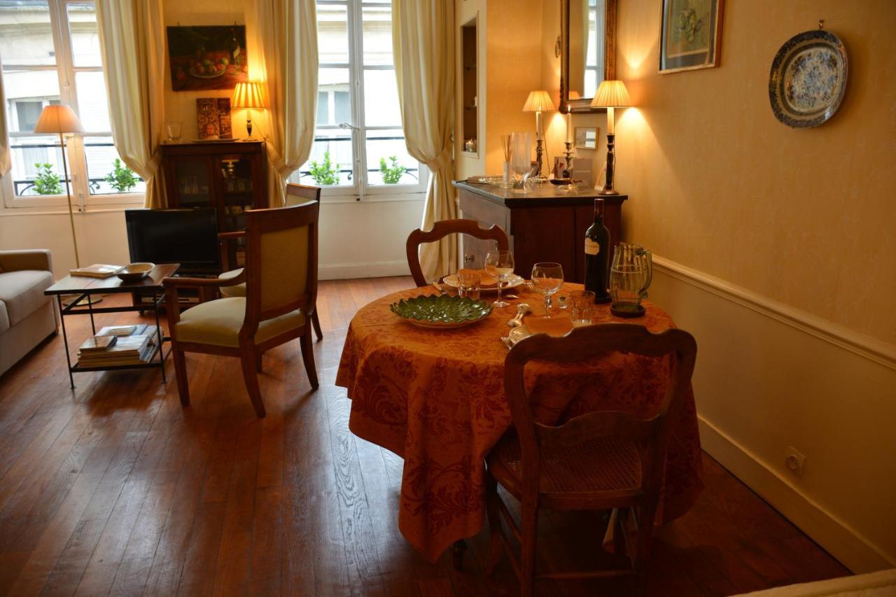 Rue Du Bac - St Germain Paris