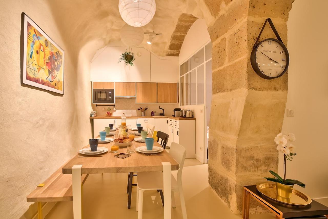 New Stunning 4 Bdrs Apt, With Ac - Le Marais *