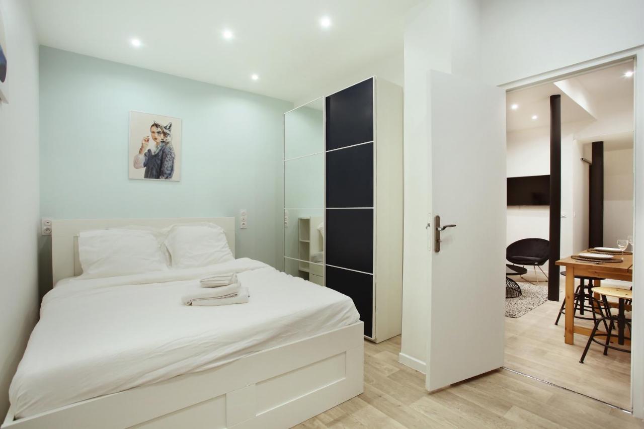 Apartment Rent A - Charon